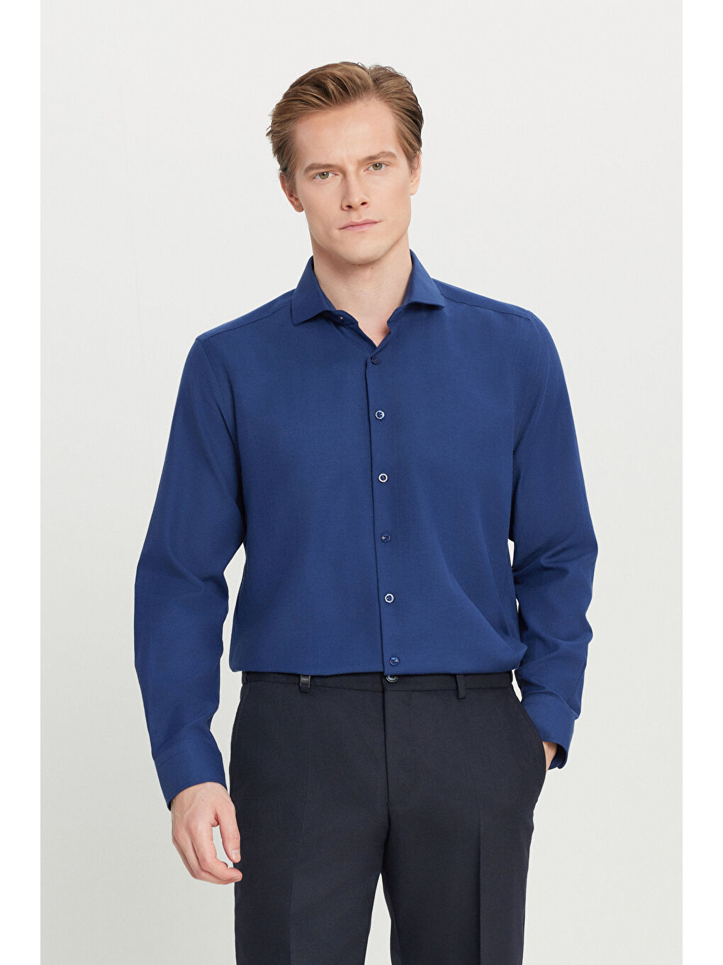 Erkek Lacivert Tailored Slim Fit Dar Kesim Küçük İtalyan Yaka Armürlü Oxford Gömlek