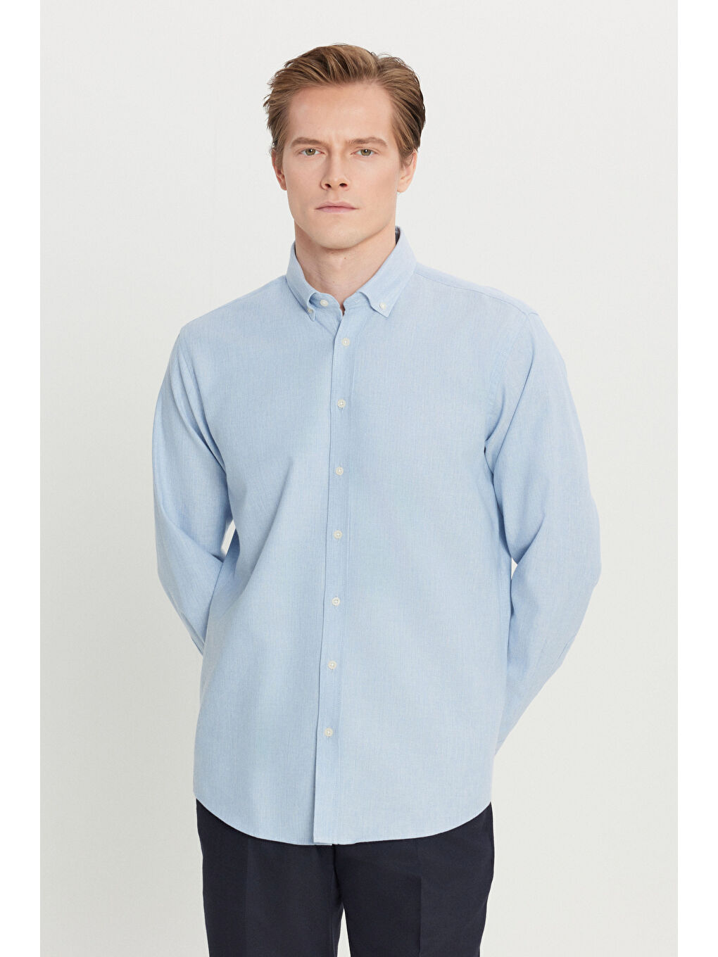 Erkek Mavi %100 Pamuk Comfort Fit Rahat Kesim Düğmeli Yaka Balıksırtı Desenli Gömlek-2