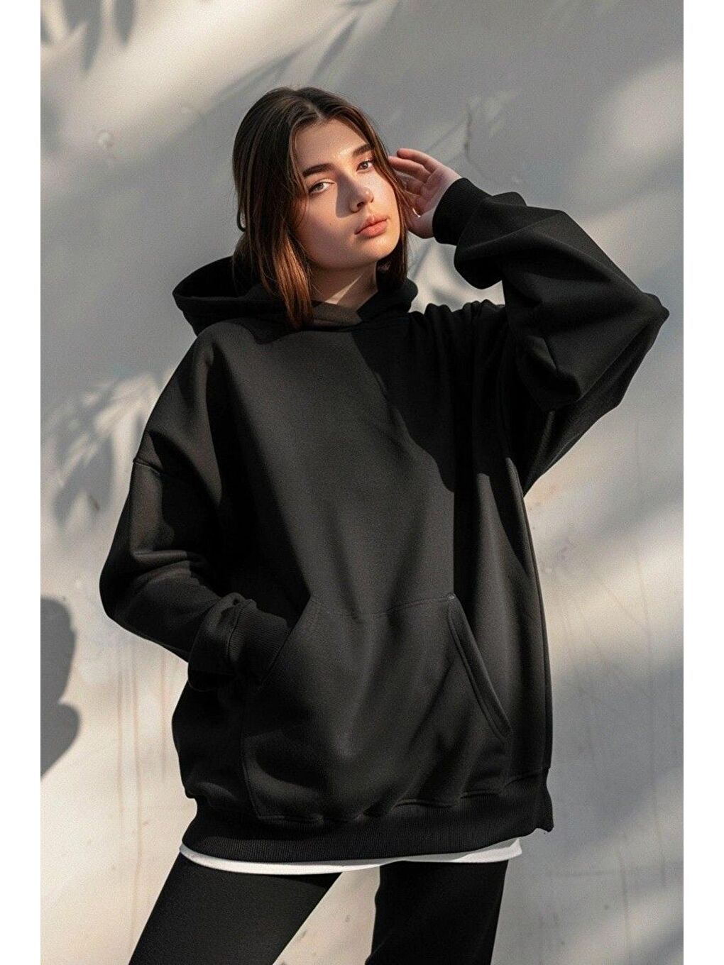 Siyah Kapüşonlu Şardonlu Oversize Cepli Sweatshirt Mg2206-3