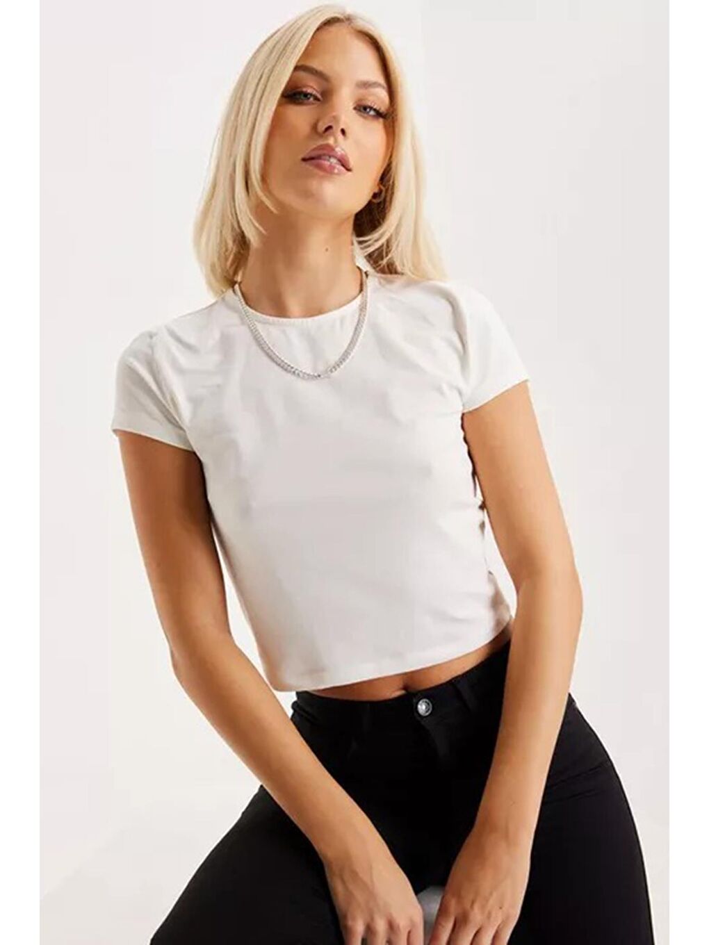 Beyaz Basic Kadın Tişört / Vücuda Oturan Kesim Mg1681-1