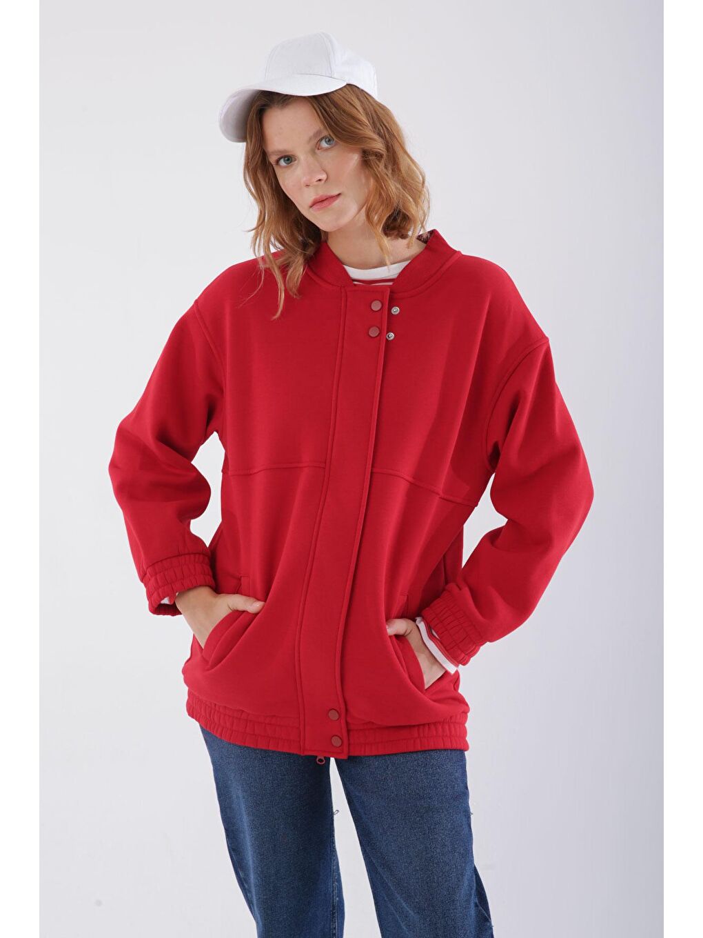 Kırmızı Çıtçıtlı Fermuarlı Şardonlu Hırka