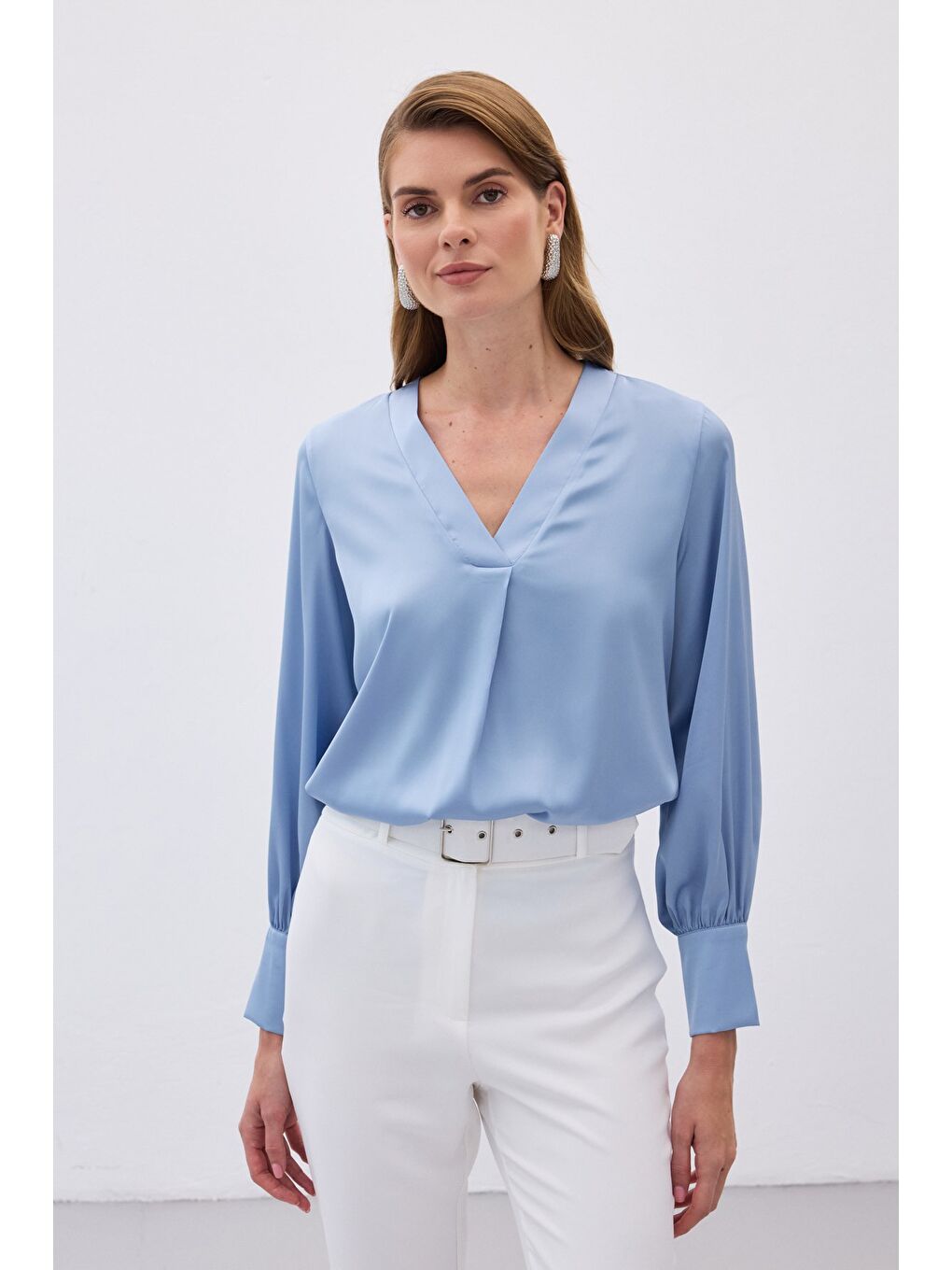 V Yaka Saten Bluz - Bebe Mavi-1