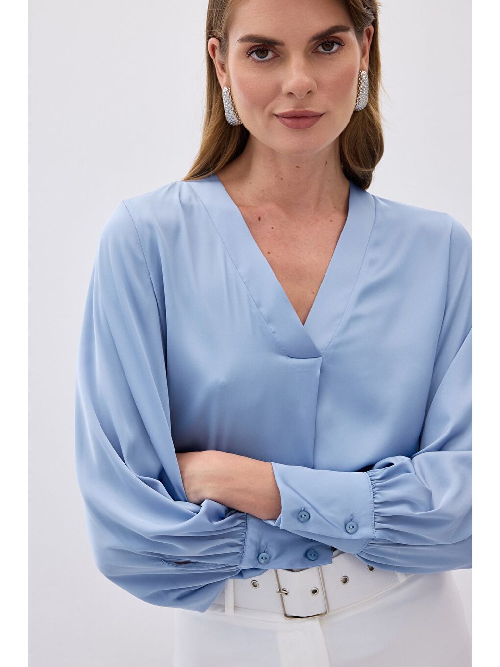 V Yaka Saten Bluz - Bebe Mavi-2