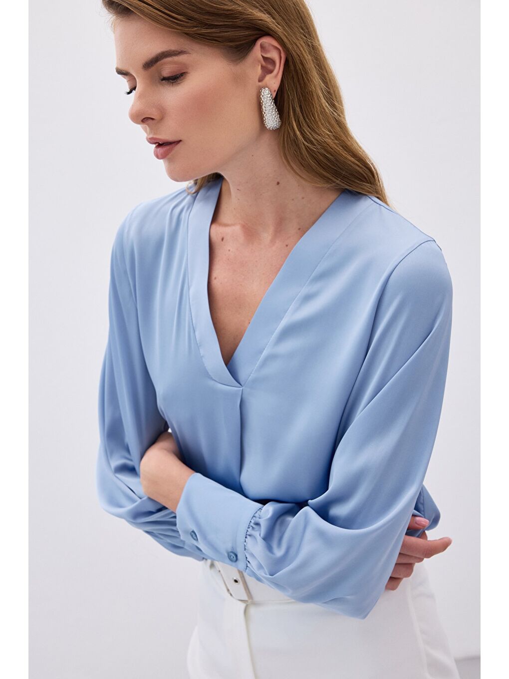 V Yaka Saten Bluz - Bebe Mavi-3