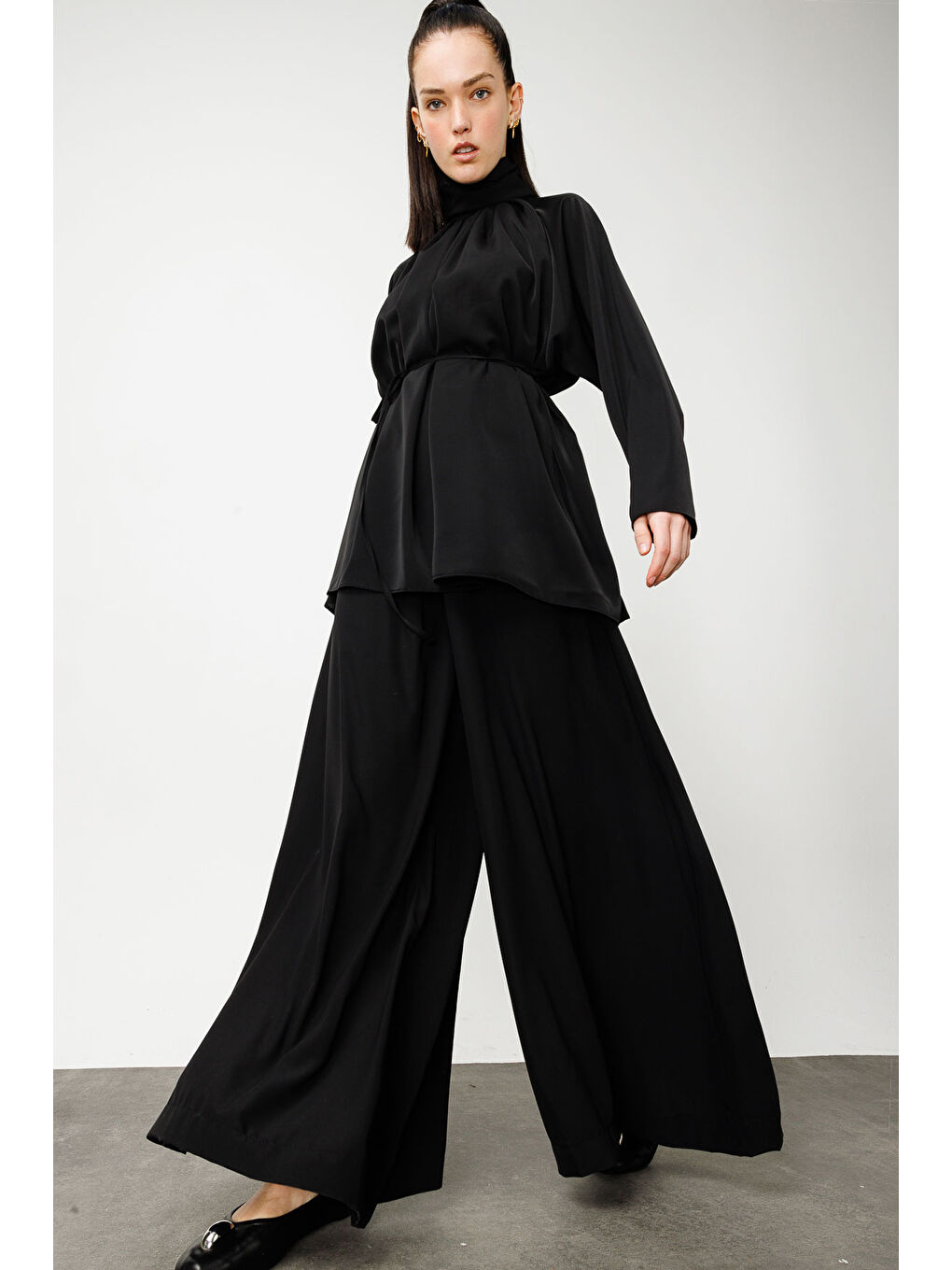 Geniş Paça Kumaş Pantolon - Siyah