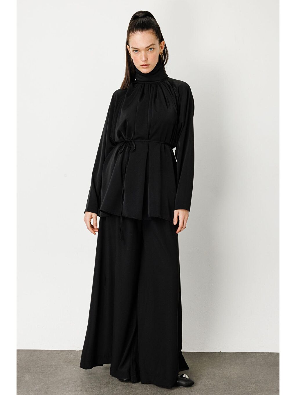 Geniş Paça Kumaş Pantolon - Siyah-2