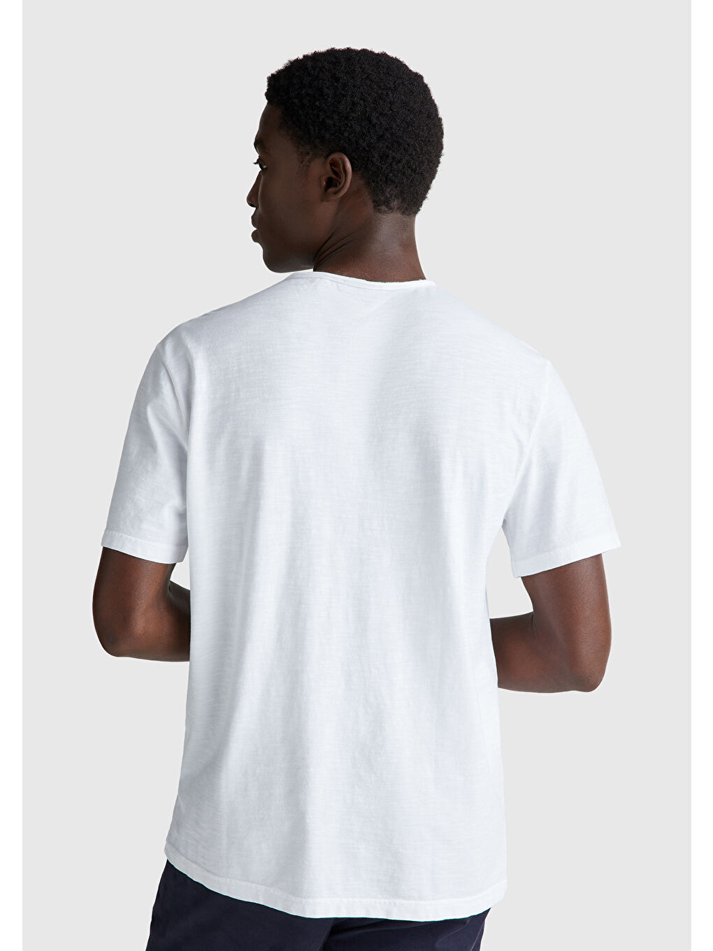 Erkek Beyaz Bisiklet Yaka Slub Tişört-2