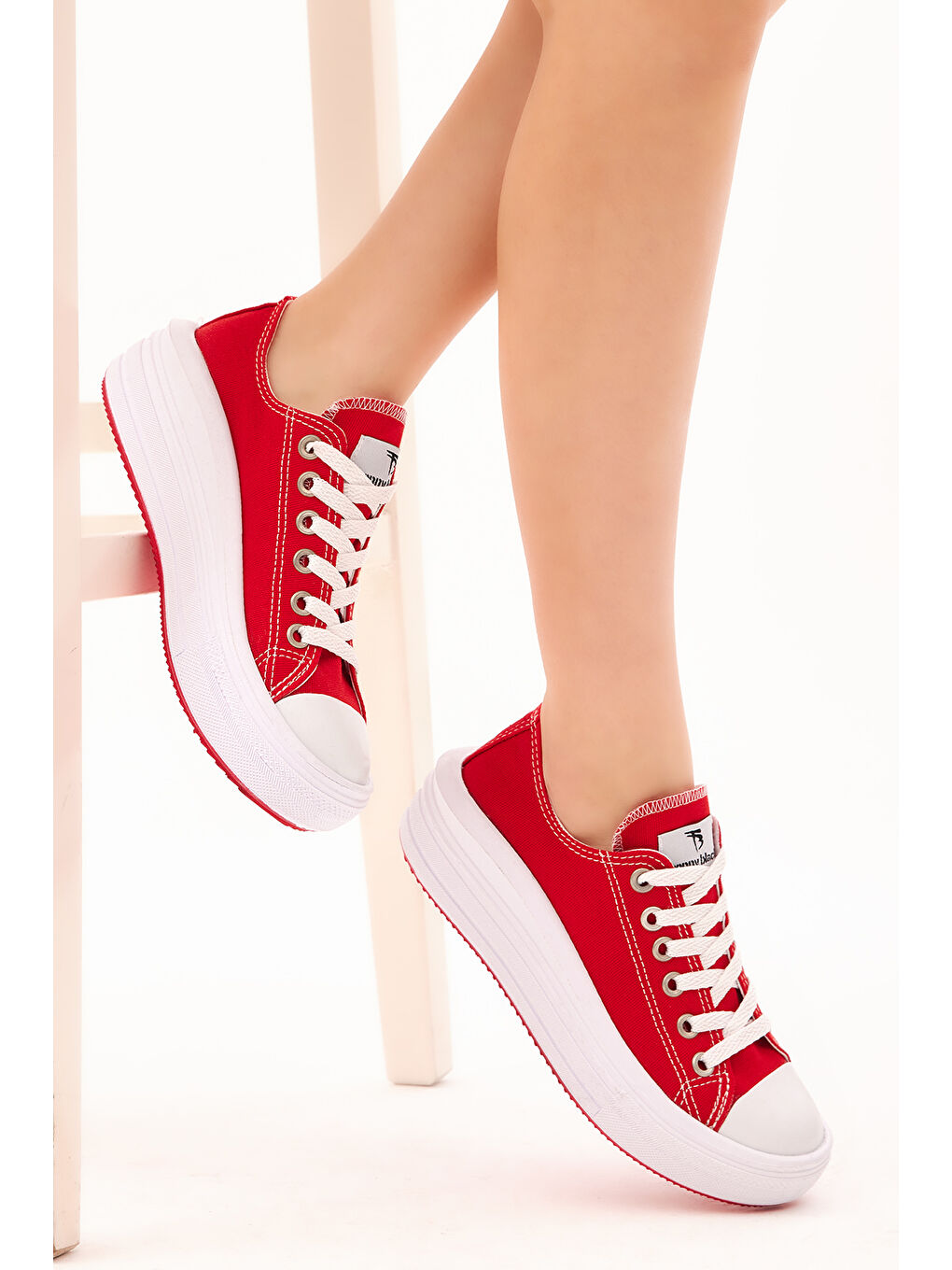 Kadın Kırmızı Rahat Kalıp Kalın Tabanlı Spor Ayakkabı-2