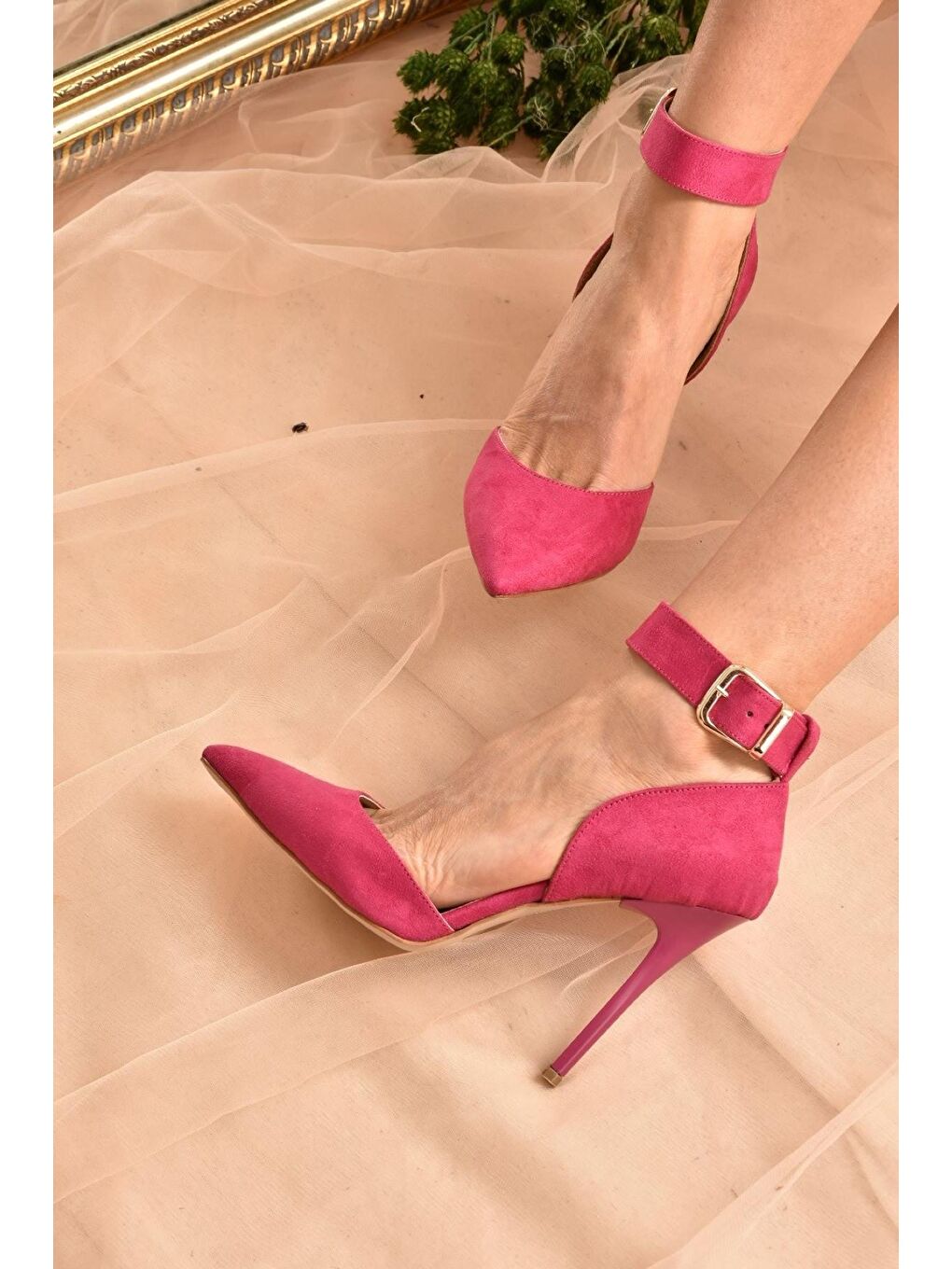 Fuşya Süet Kadın Topuklu Ayakkabı K654073302-3
