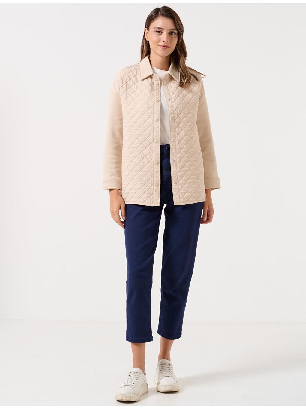 Bej Düz Kesim Gömlek Yaka Kapitoneli Örme Ceket-3