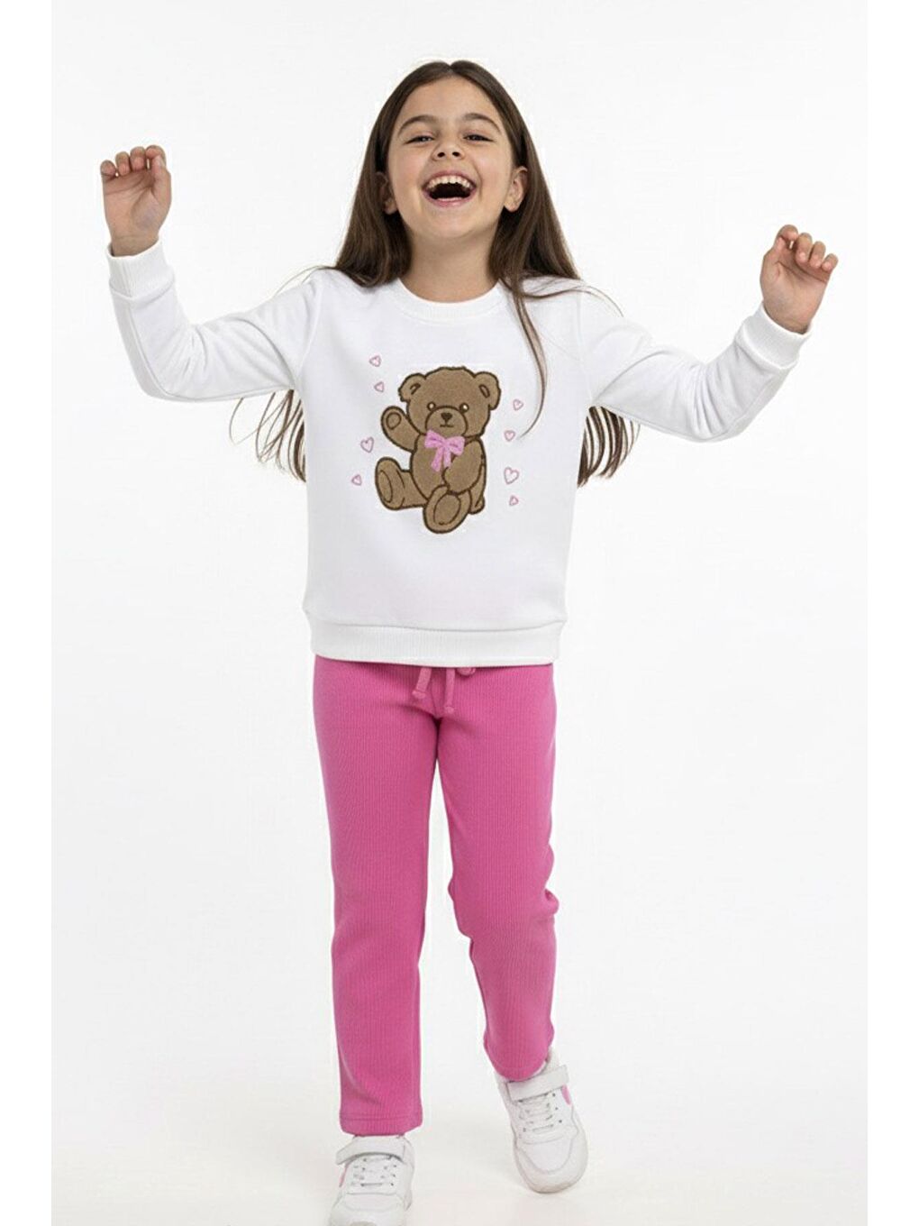 Kız Çocuk Eşofman Takımı Sevgi Temalı Mutlu Ayıcık Nakışlı Beyaz (3-7 Yaş)