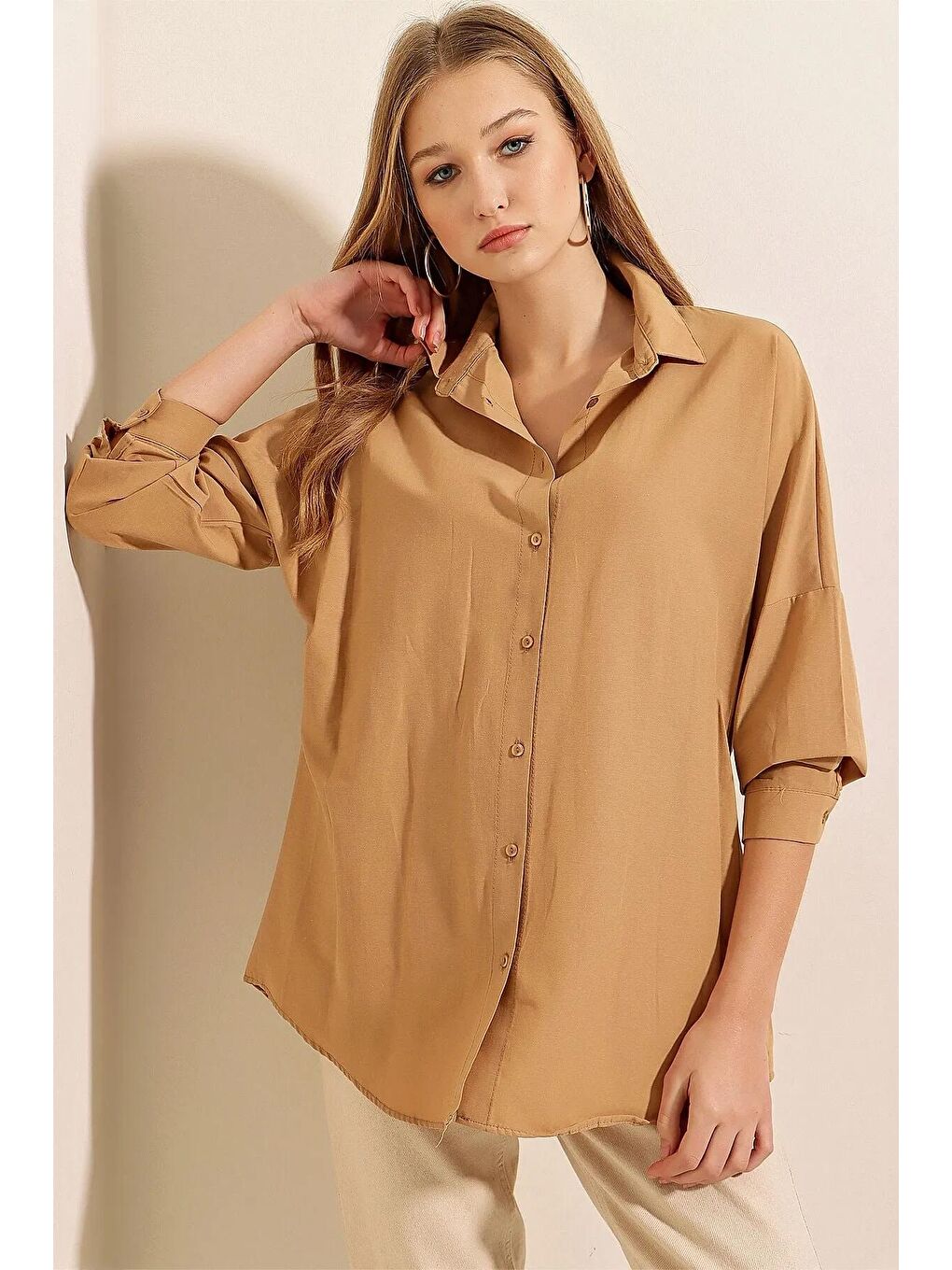 Z Giyim Camel-Kahverengi Kadın Camel Sade Düz Araboy Basic Oversize Gömlek - 1