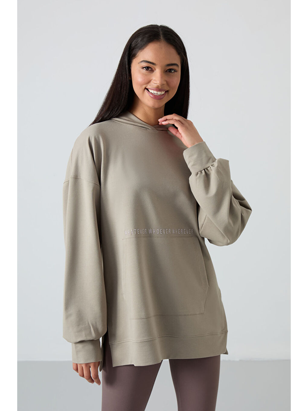 Koyu Bej Balon Kol Yazı Nakışlı Kadın Oversize Tunik Sweatshirt - 97163-4