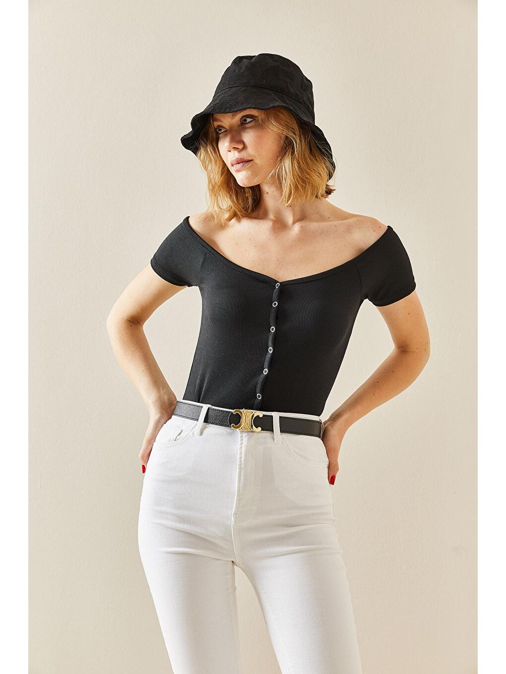 Siyah Çıtçıt Düğmeli Kayık Yaka Bluz 3YXK2-47298-02-3