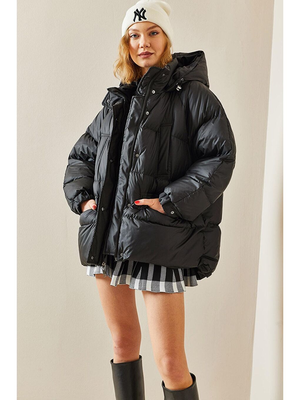 Siyah Dolumlu Şişme Mont 3KXK4-46529-02