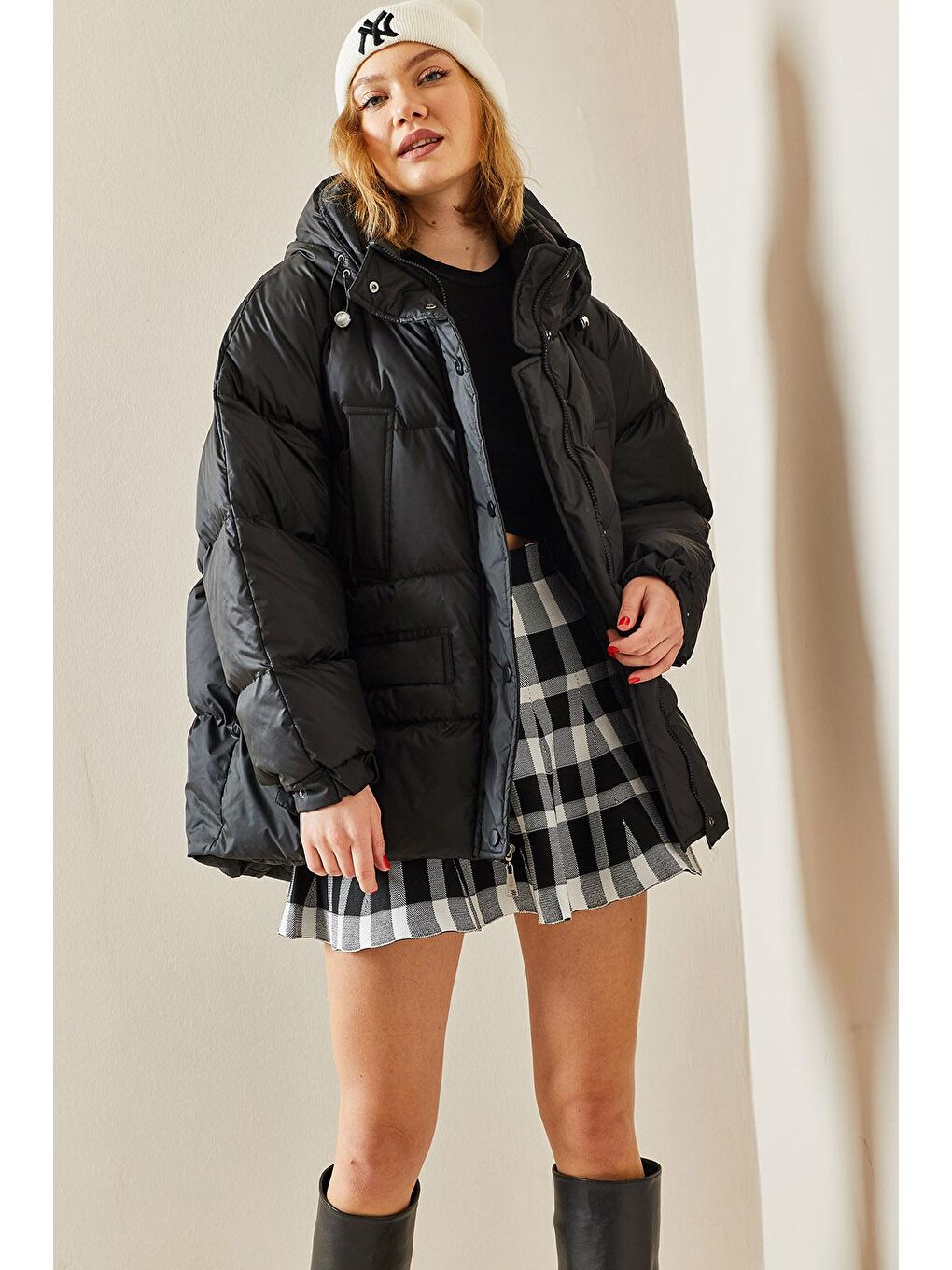 Siyah Dolumlu Şişme Mont 3KXK4-46529-02-2