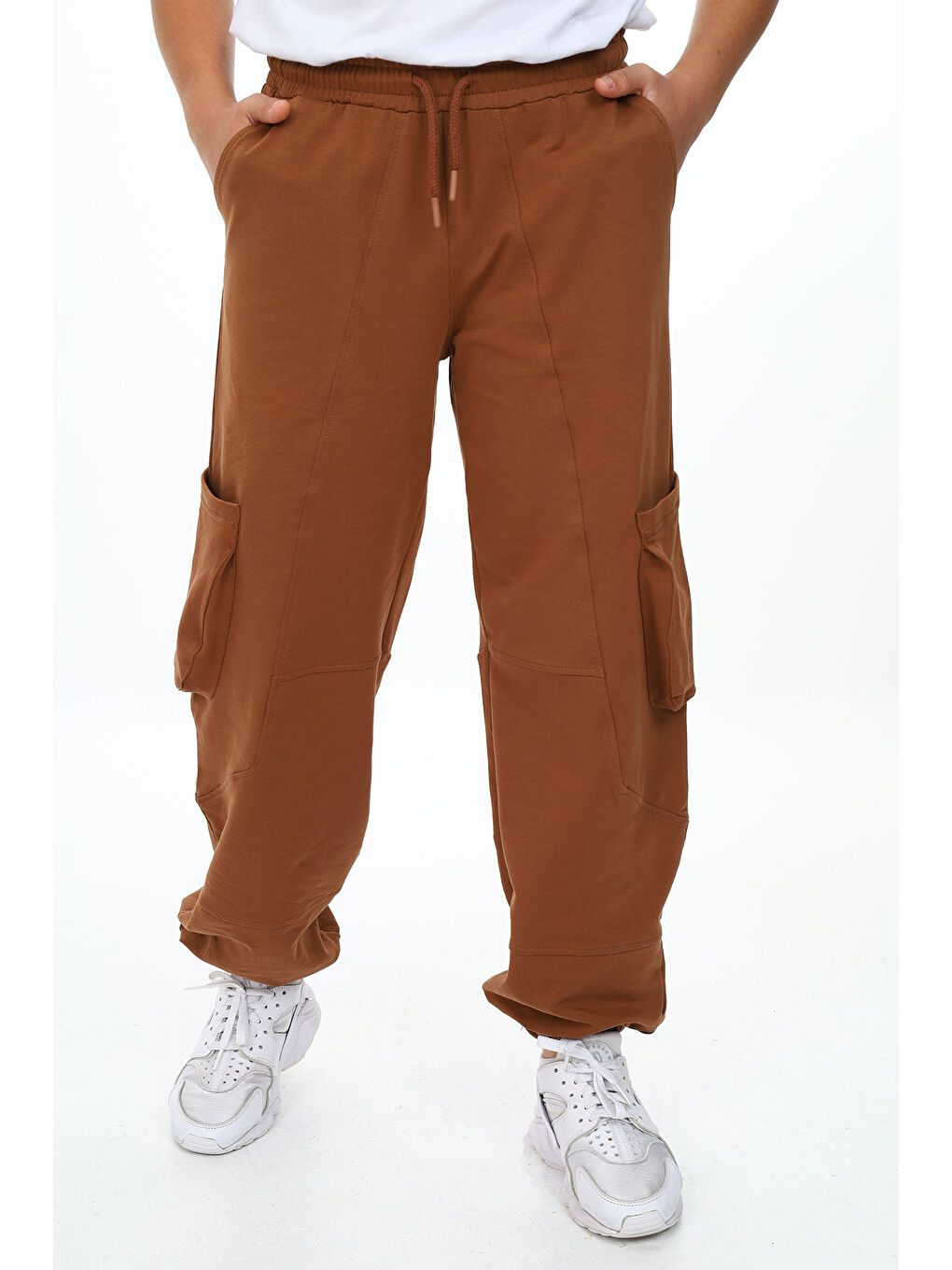 Kahverengi Erkek Çocuk Eşofman Alt-1