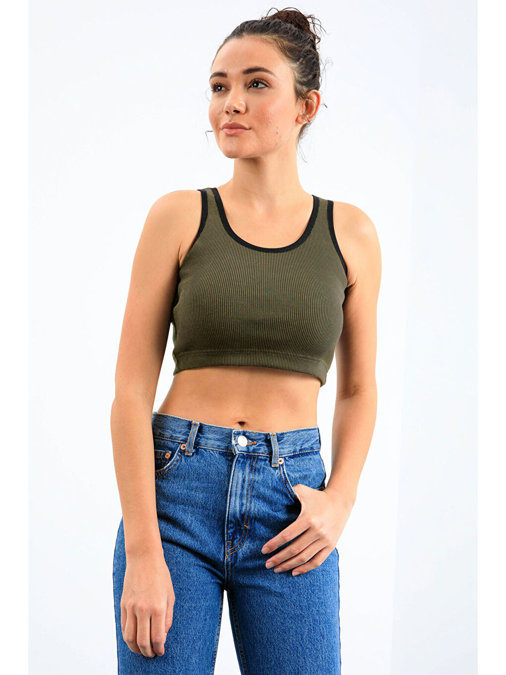 Haki Basic Sıfır Kol Dar Kalıp U Yaka Kadın Crop Top Atlet - 97160-3