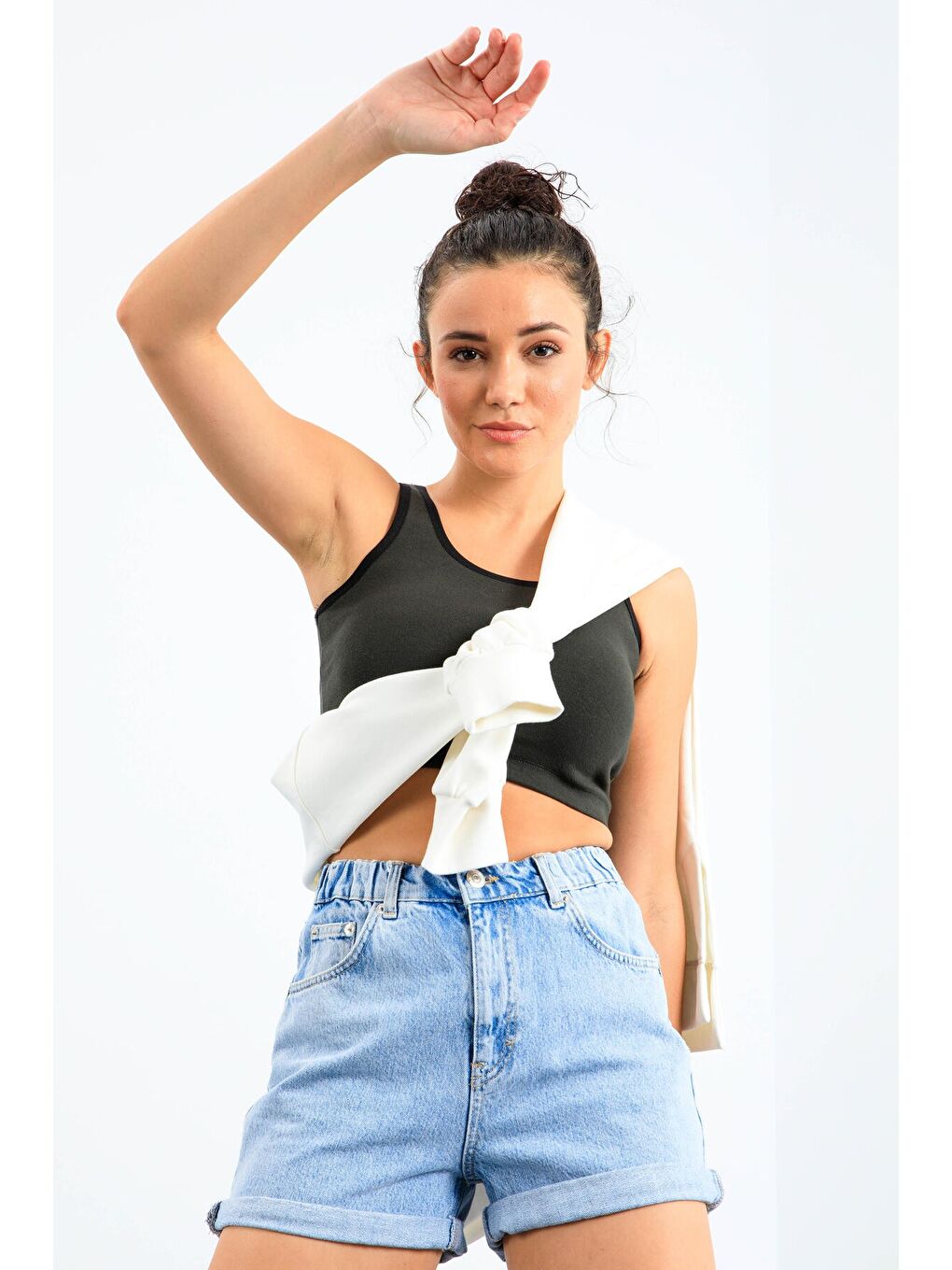 Haki Basic Sıfır Kol Dar Kalıp U Yaka Kadın Crop Top Atlet - 97162-3
