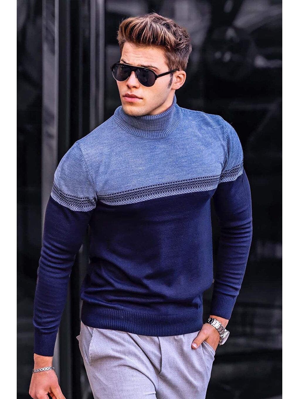 Mavi Renk Bloklu Balıkçı Yaka Kazak 4675-1