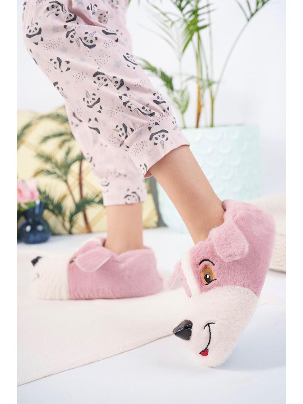 Pembe Kadın Panduf-1