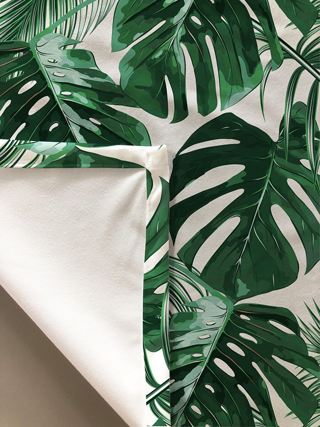 Karışık Yaprak Desenli Masa Örtüsü Beyaz-1