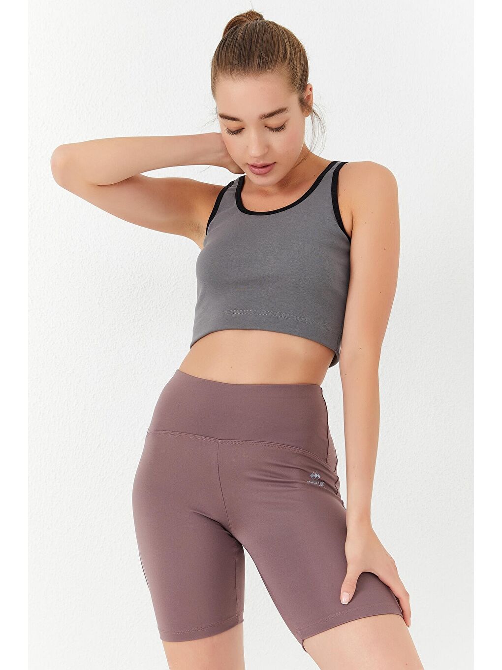 Yeşil Çağla Basic Sıfır Kol Dar Kalıp U Yaka Kadın Crop Top Atlet - 97162-4