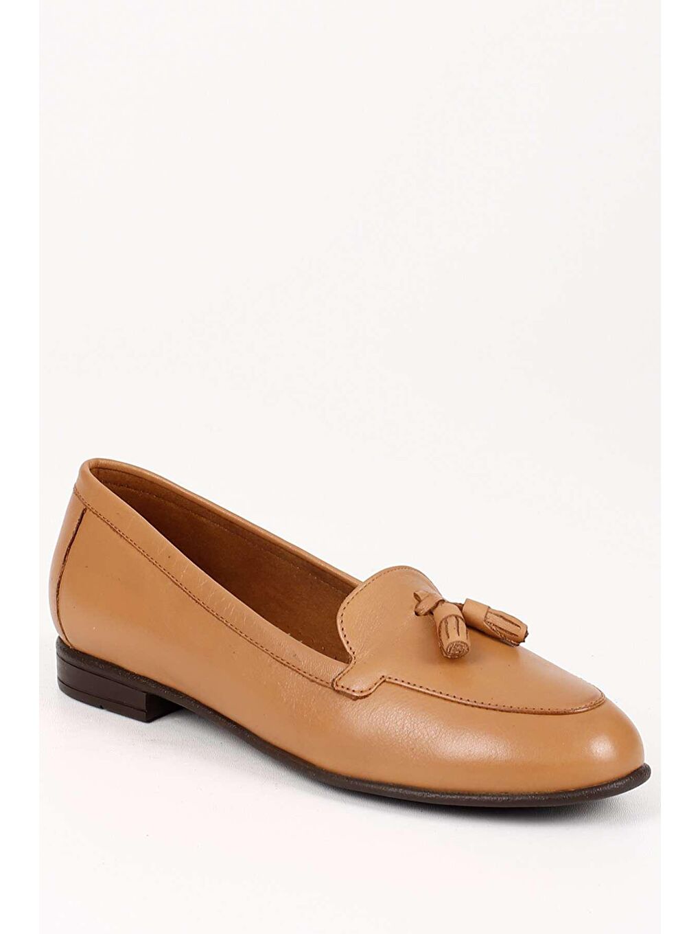 Kahverengi Hakiki Deri Yuvarlak Burun Düz Taban Püsküllü Kadın Babet 24259-4