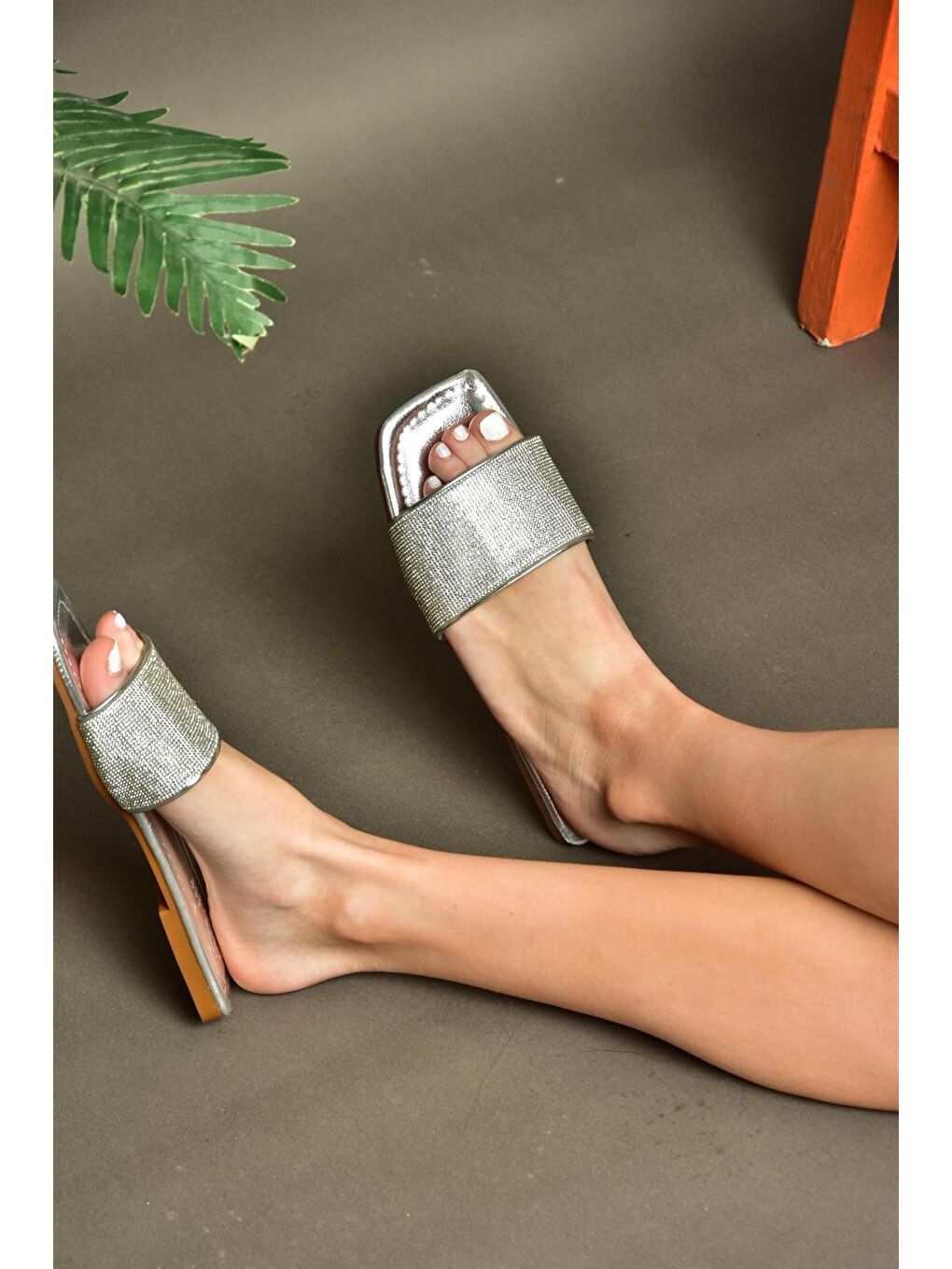 Gri P820038614 Gümüş Kadın Terlik