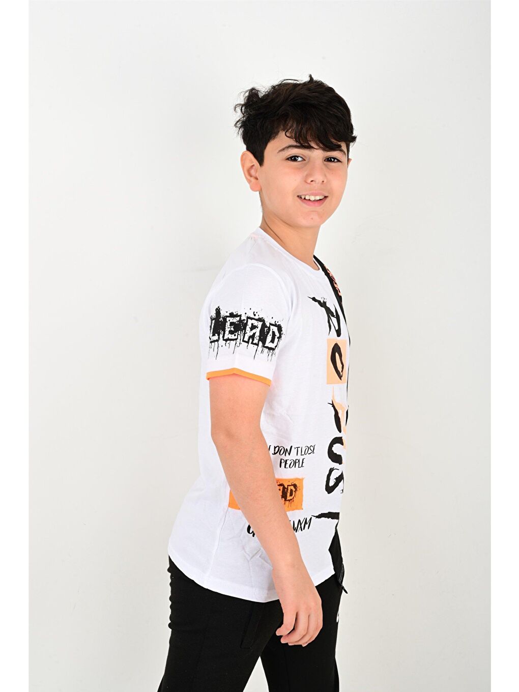 Beyaz Robust Baskılı Tişört-4