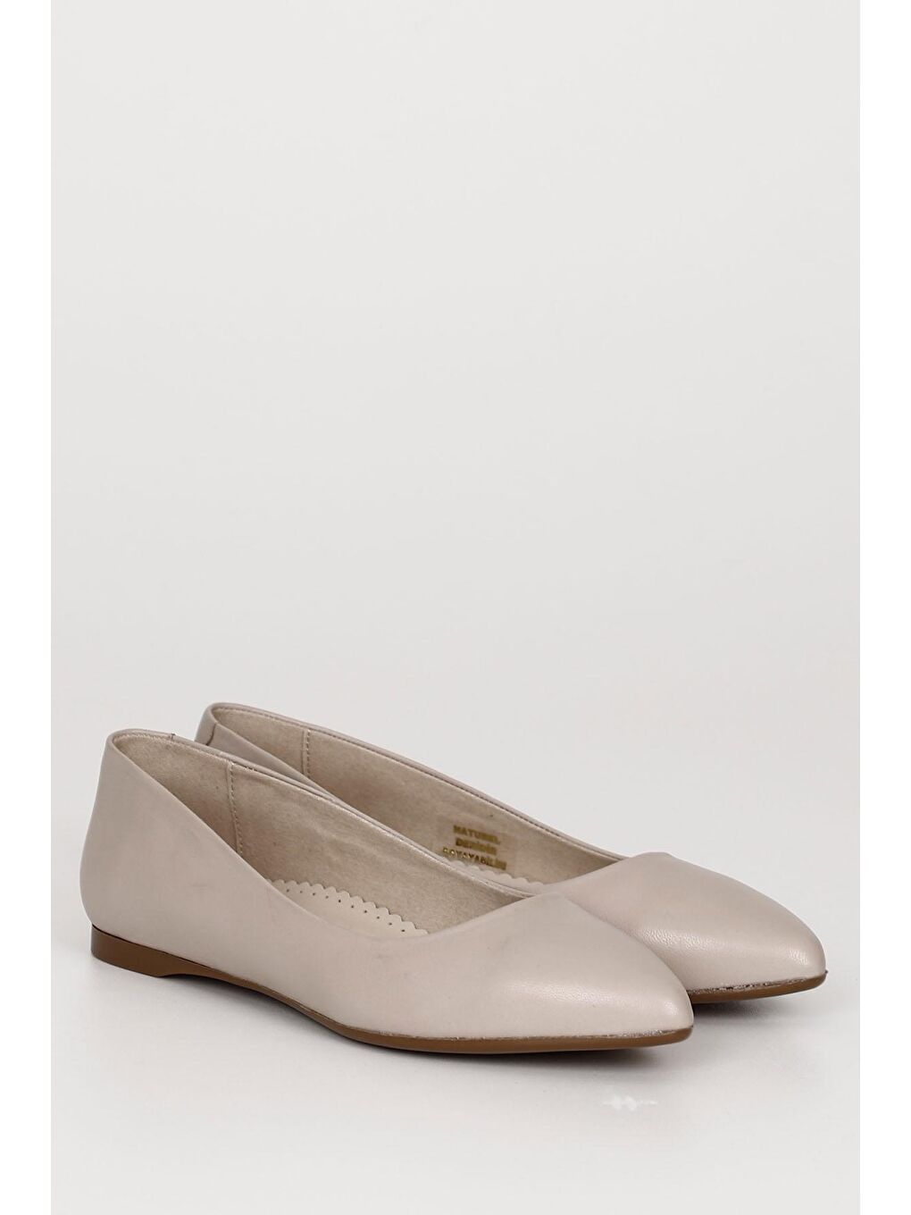 Bej Hakiki Deri Sivri Burun Düz Taban Kadın Babet 13389-1