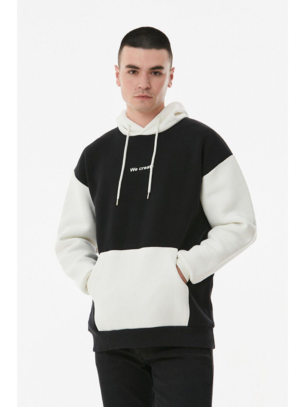 Siyah Baskılı Kapüşonlu Sweatshirt-2