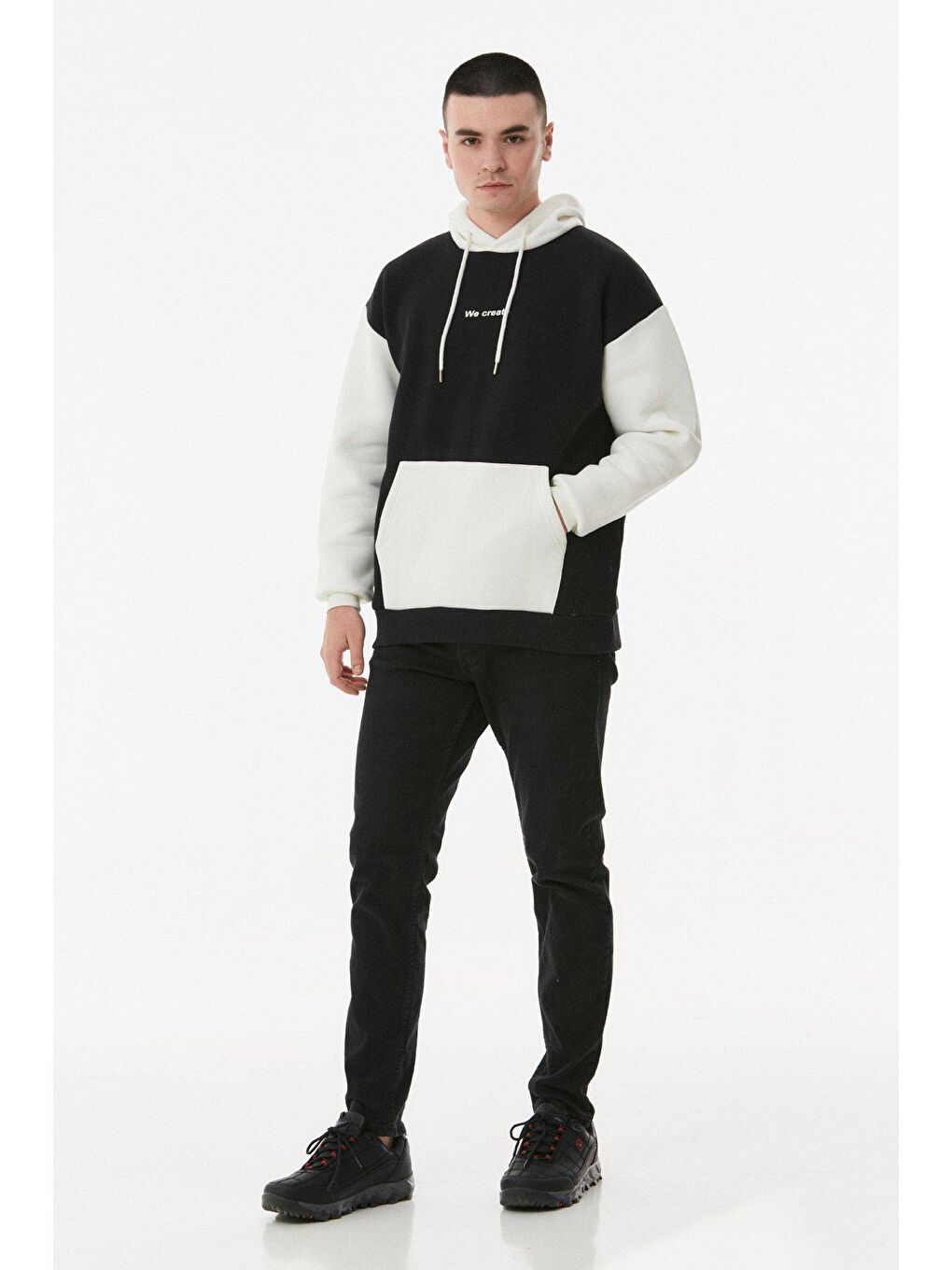 Siyah Baskılı Kapüşonlu Sweatshirt-3