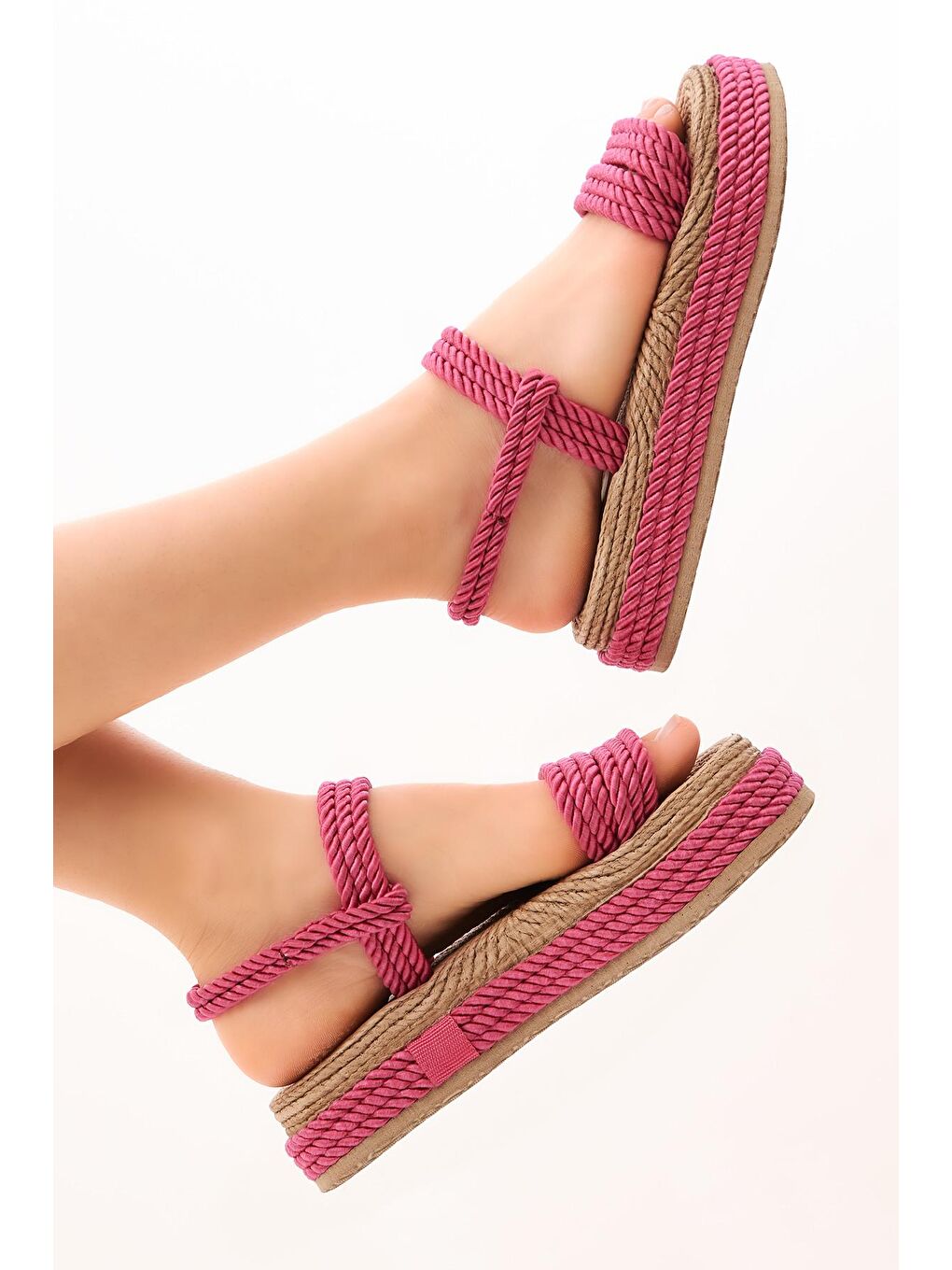 Kadın Fuşya Rahat Kalıp Bantlı Yüksek Taban Halat Sandalet-2