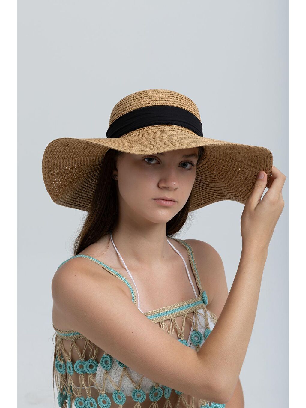 Kahverengi Fiyonklu Camel Geniş Hasır Şapka HSR2081-3