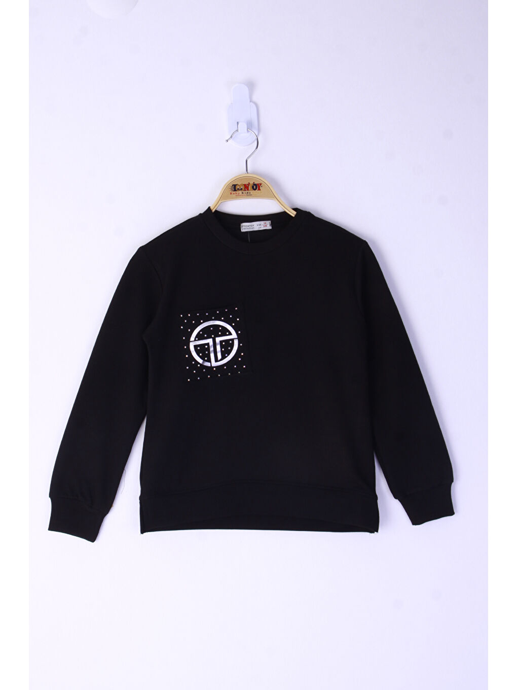 Siyah Kız Çocuk Cebi Arma Baskılı Sweatshirt-1