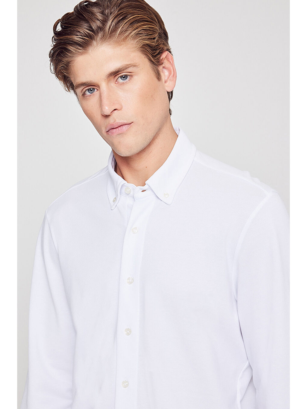 Erkek Beyaz Pamuklu Tailored Slim Fit Dar Kesim Düğmeli Yaka Örme Gömlek-3