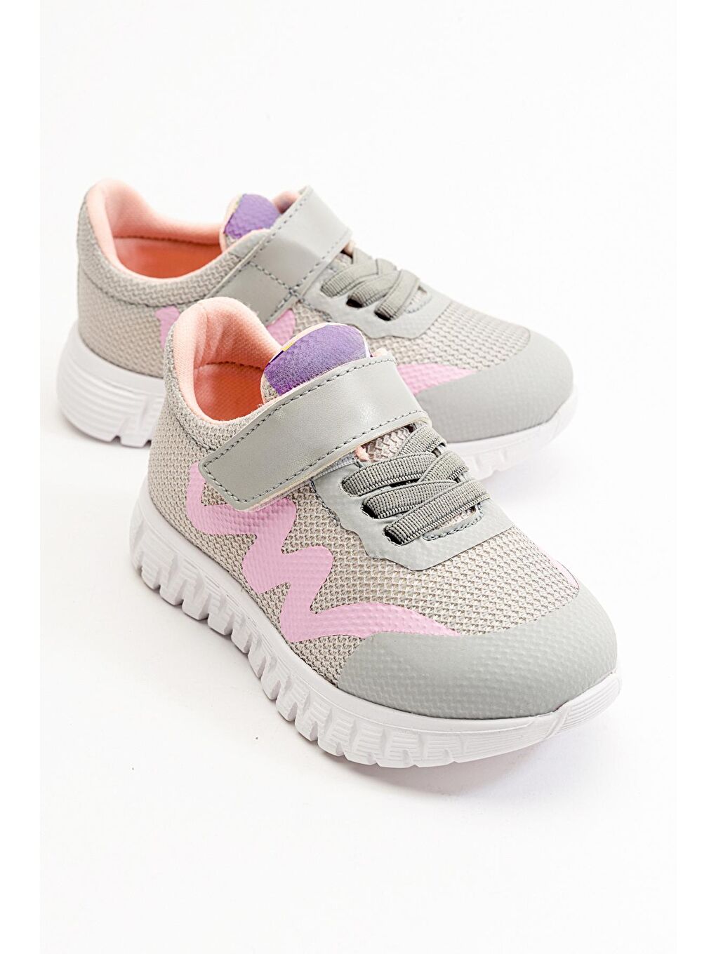 Kız Çocuk Gri Hafif Spor Ayakkabı