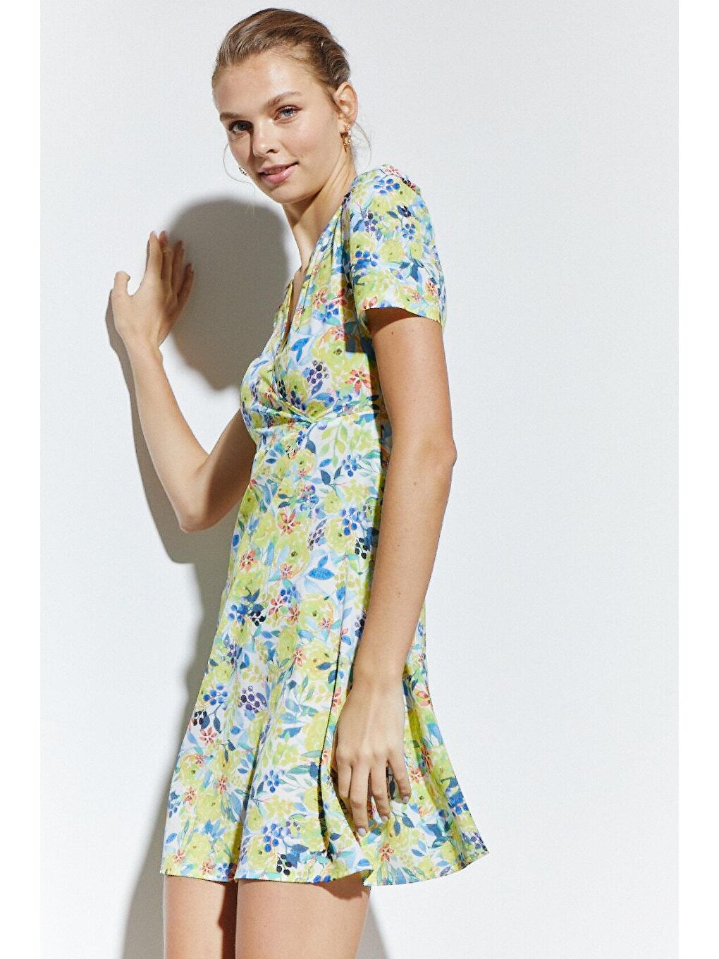 ADR Sarı Çiçek Desenli Kemerli Elbise-3