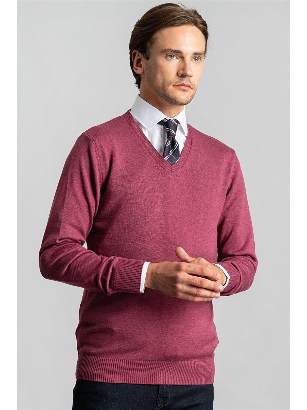 Erkek Standart Fit Normal Kesim V Yaka Pamuklu Gül Kurusu Pembe Triko Kazak