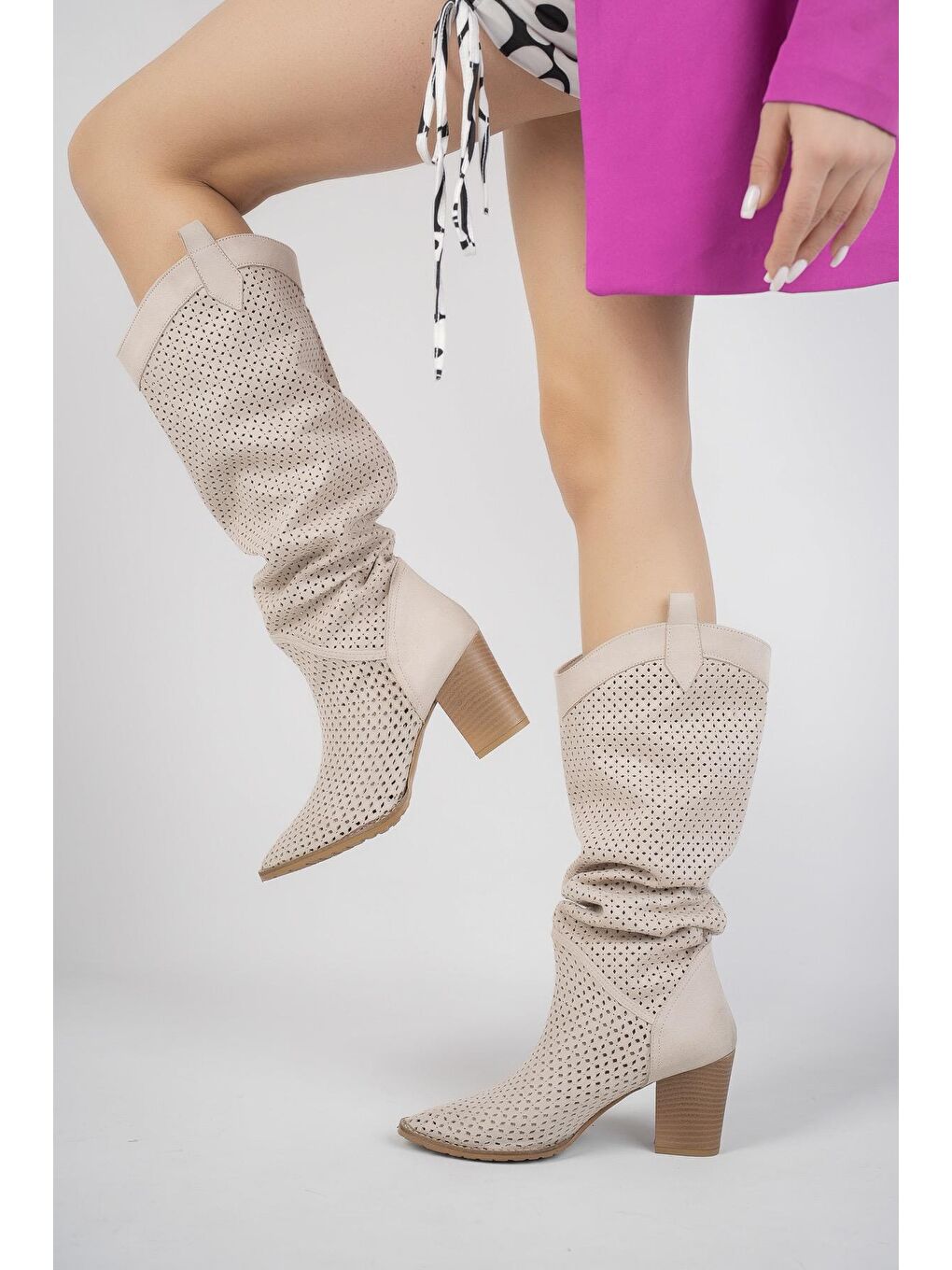 Bej Maryland  Kadın Lazer Kesim Şık Tarz ve Rahat Yazlık Çizme-1