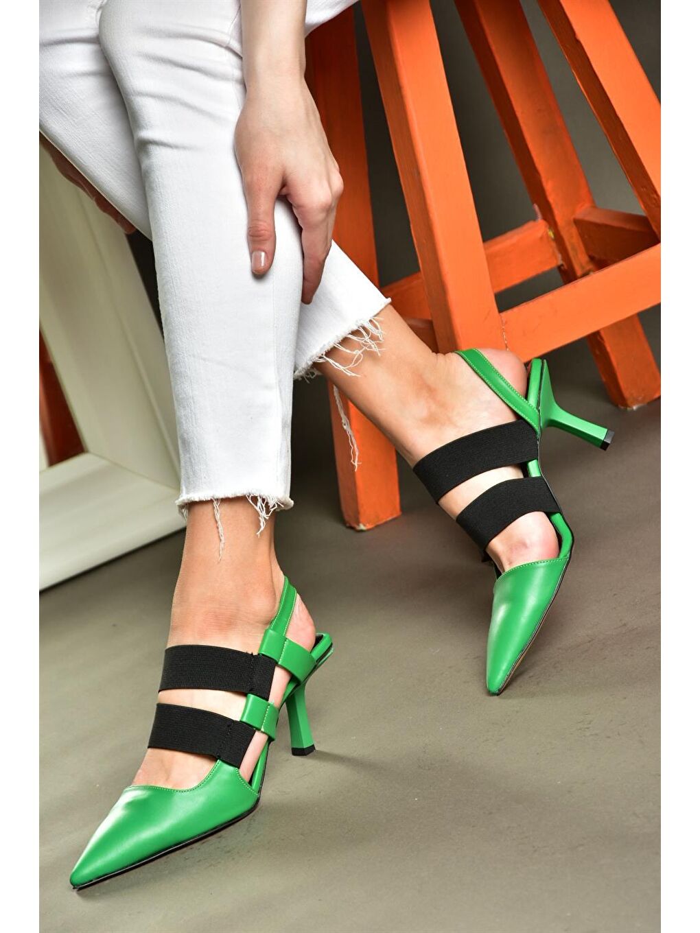 P369141409 Yeşil Sivri Burunlu Topuklu Ayakkabı