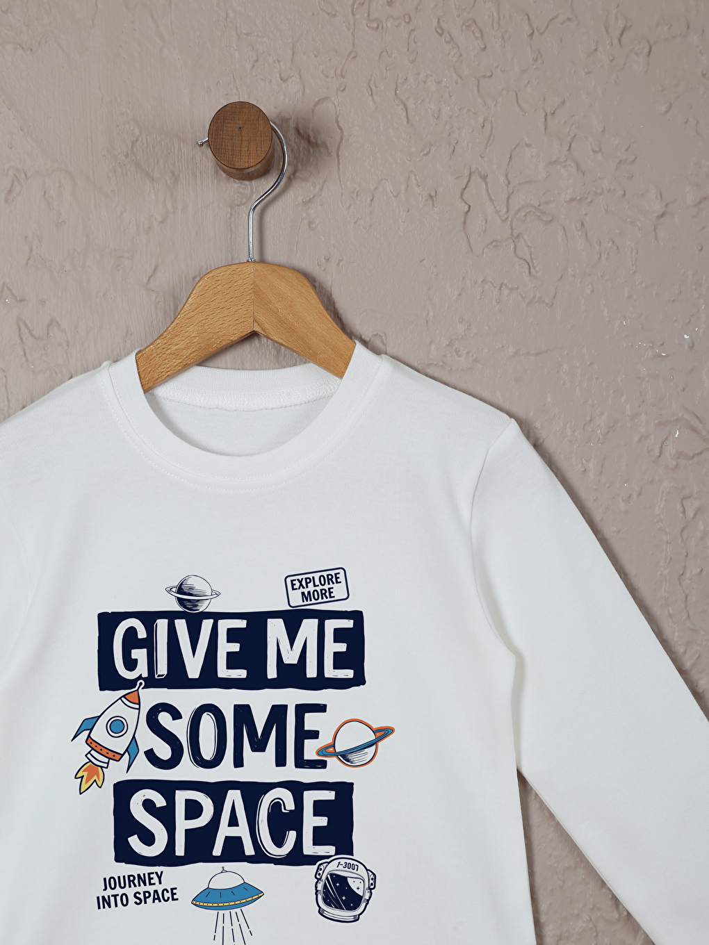 Ekru Bisiklet Yaka Uzun Kollu Erkek Çocuk Pijama Takımı-1