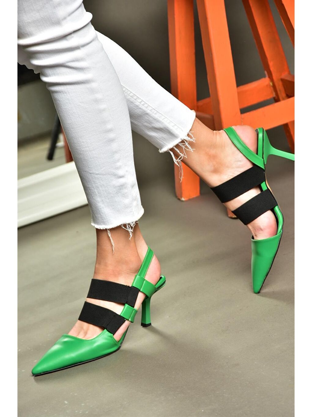 P369141409 Yeşil Sivri Burunlu Topuklu Ayakkabı-4