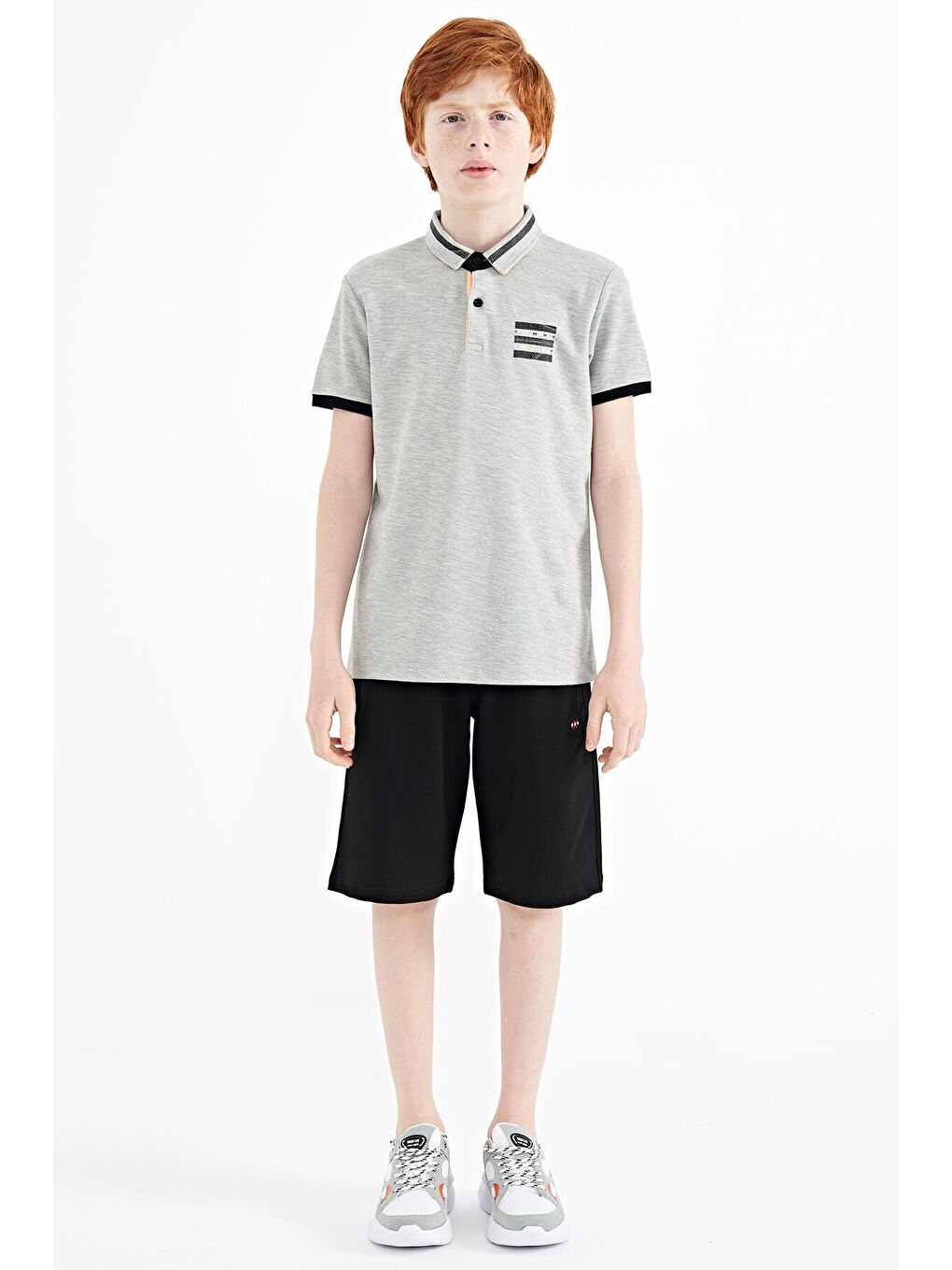 Gri Melanj Yakası Renk Bloklu Baskı Detaylı Standart Kalıp Erkek Çocuk Tişört - 11111-1