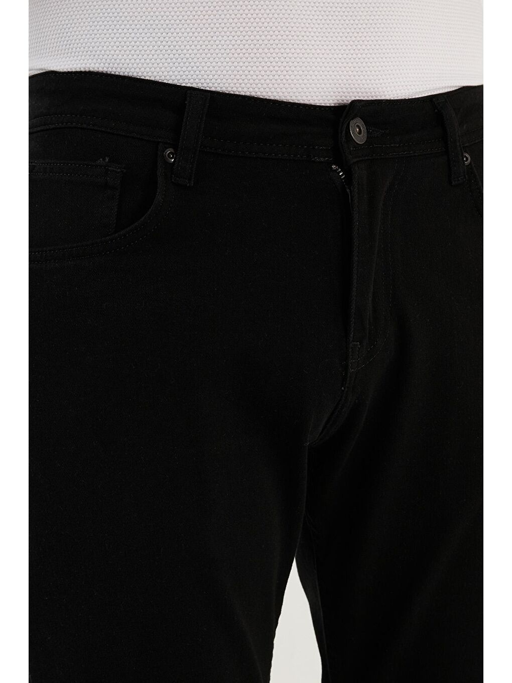 Siyah Pamuklu Normal Bel Regular Fit Boru Paça Jeans 2201F02PARMA-4