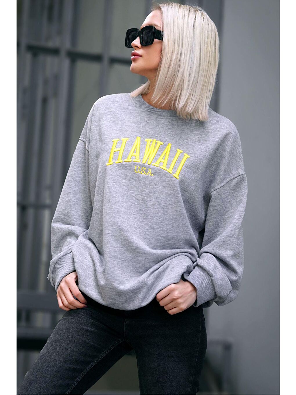 Gri Bisiklet Yaka Baskılı Sweatshirt Mg1922