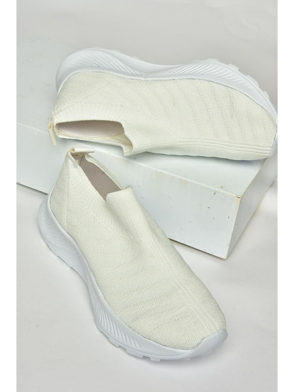 P2395033 Beyaz Kadın Sneakers-1