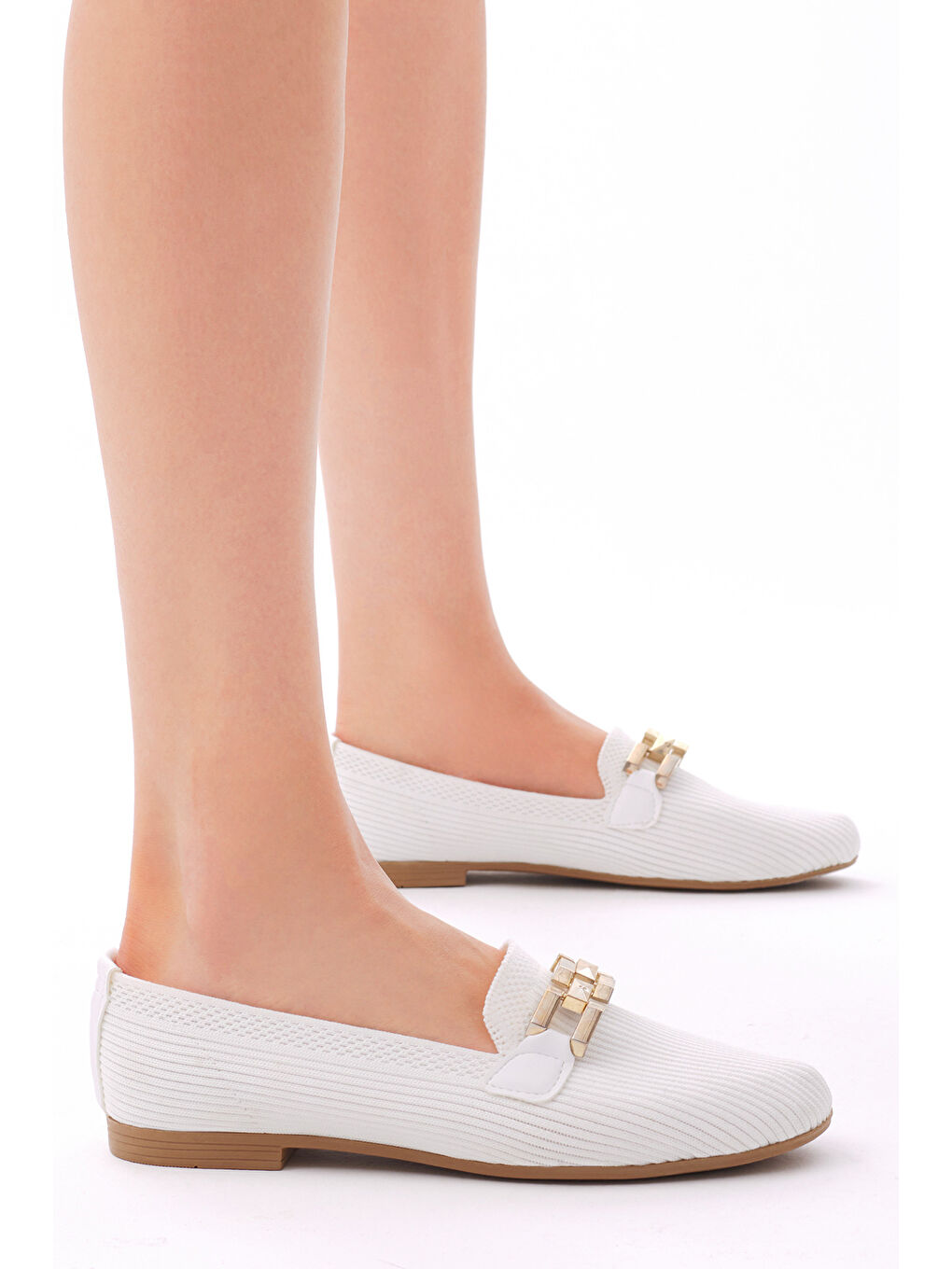 Kadın Beyaz Rahat Kalıp Tokalı Örgü Babet-2