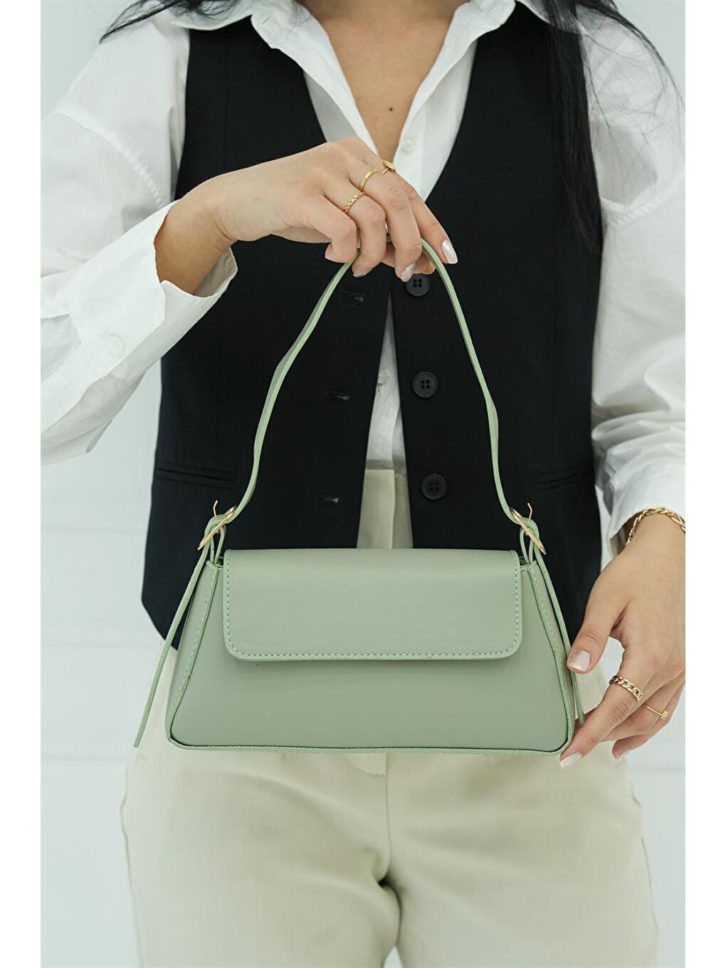 Yeşil Alba Sade Tasarım Kapaklı Kadın Kol Çantası - Mint